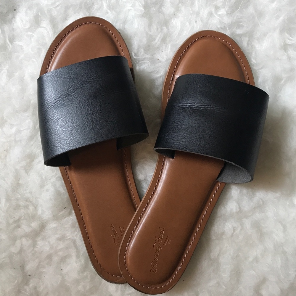Universal Thread Black Slides